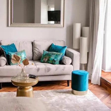 Gemutliche Mit Modernem Design * Flensburg