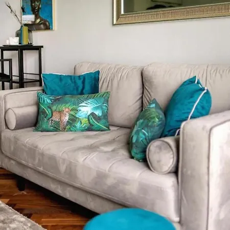 Gemutliche Mit Modernem Design Apartment